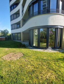 Schöne lichtdurchflutete 3-Zimmer Gartenwohnung in Obersendling - München