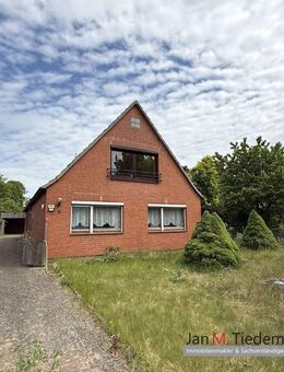 Modernisierungsbedürftiges Einfamilienhaus mit 180 m² Wohn-Nutzfläche auf 1.072 m² Eigenland - Krummesse