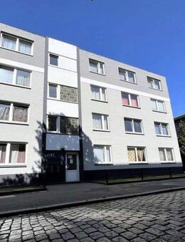 Courtagefrei von Privat Mehrfamilienhaus 8 Wohneinheiten Kapitalanlage Renditeobjekt - Neumünster