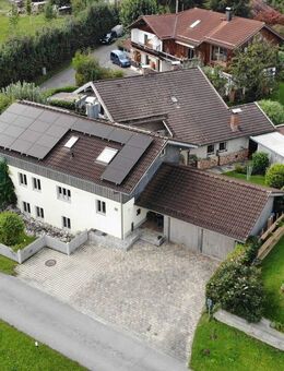 Sonniges Einfamilienhaus mit Bergblick, Südterrasse & See-Nähe – flexibel nutzbar in Raubling - Raubling