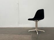 Mid Century Herman Miller Vitra Eames Fiberglass Side Chair Fonda - Hamburg Hamburg-Nord