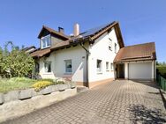 Großzügiges und gepflegtes Ein-/Zweifamilienhaus in bester Wohnlage - Weiden (Oberpfalz)