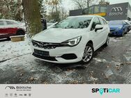 Opel Astra, 1.5 ST Elegance D, Jahr 2021 - Potsdam