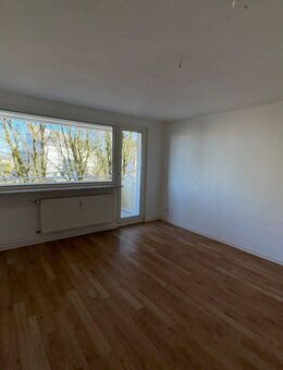 Barrierefreier Zugang !! Zentral gelegene 3 Zimmer-Wohnung - Velbert