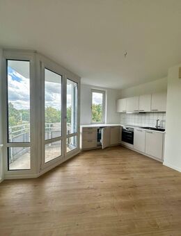 sanierte 2-Raum Wohnung mit Einbauküche zu vermieten - Leipzig