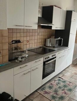 Küche mit elektrogeräten - Essen