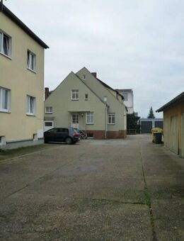Familiengerechte 3-Raum-Wohnung, Schule und Kindergarten in der Nähe - Golßen