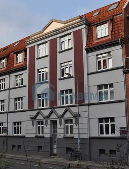 Geräumige, gut aufgeteilte 3- Zimmer Wohnung mit EBK zu vermieten, 2er WG- geeignet - Schwerin