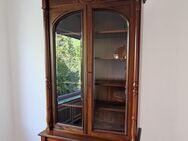 Vitrinenschrank aus Massivholz - Neuss