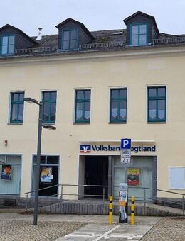 Renditeobjekt (Wohn-u.Geschäftshaus), saniert und vermietet mit 3 Einheiten im Zentrum von Treuen - Treuen