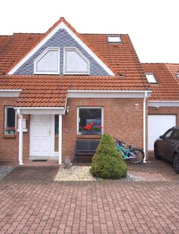 Gepflegtes Reihenhaus mit Garage auf sonnigem Gartengrundstück - Brieselang