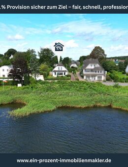 Juwel an der Schlei: EFH mit großer Glasfront und Balkon mit Wasserblick + Nebenhaus in Boren - Boren