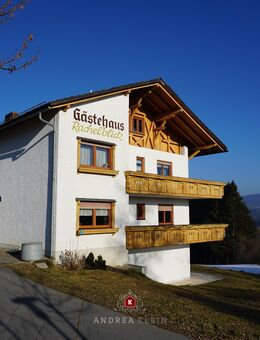 *Flanitz - Kreis Regen* Gepflegtes MFH (9 Whg., 1 App.) - ideales Potenzial als Anlageobjekt - Frauenau