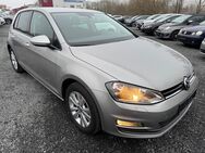 VW Golf, 1.2 TSI VII Comfortline PDCvo hi Winter Paket Diebstahl-Warnanlage, Jahr 2014 - Boxberg (Baden-Württemberg)