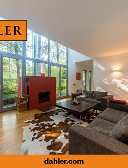 Elegant architect villa with 12 m pool in quiet and idyllic location of Kleinmachnow - Kleinmachnow