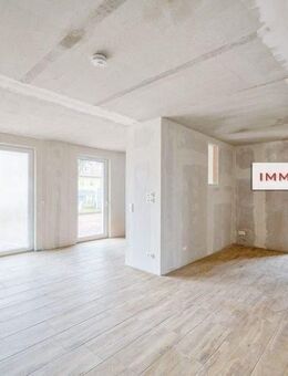 IMMOBERLIN.DE - Ersteinzug! Attraktive barrierefreie Wohnung mit Terrasse & Gestaltungspotential beim Wandlitzer See - Wandlitz