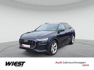 Audi Q8, 45 STADT TOUR, Jahr 2024 - Darmstadt