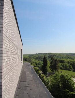 ELEGANTES MEHRFAMILIENHAUS MIT NEUN WOHNUNGEN - ELEGANZ UND KOMFORT VEREINT! Mehrfamilienhaus - Wuppertal