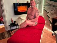 Erotikmassage(massiere allein) für Männer ab 12 uhr täglich mit hotstone (heiße Steine) - Nürnberg