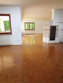 Weitläufiges Haus mit Garten - Nürnberg