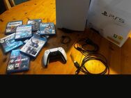 Verkaufe meine PS5 disc Standard mit 8 spielen und 1 Controller - Lübeck