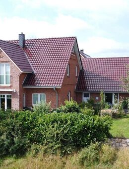 Repräsentatives, neuwertiges Einfamilienhaus in Bestlage von Husum - Husum (Schleswig-Holstein)