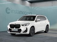 BMW X1, sDrive18d M Sport DrAss PremiumPaket, Jahr 2023 - München