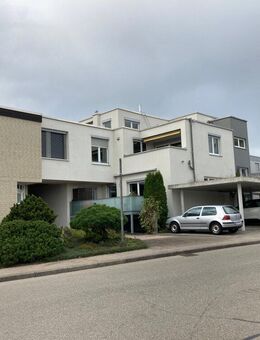 Exklusive Penthouse-Wohnung mit 3 KFZ-Stellplätzen – Luxus pur! - Schönaich