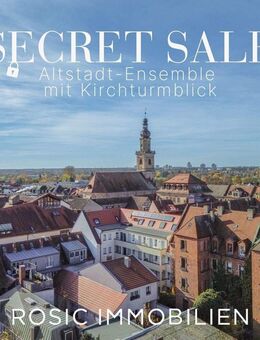 Stadthaus-Ensemble mit Kirchturmblick I Zentraler geht nicht - Erlangen