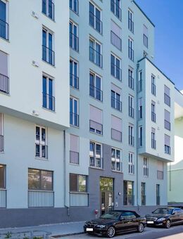 Traumhafte 5-Zimmer-Maisonette-Wohnung mit Dachterrasse in München - München