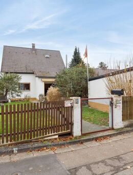 Attraktives Einfamilienhaus mit schönem Garten in ruhiger Lage in Lappersdorf - Lappersdorf
