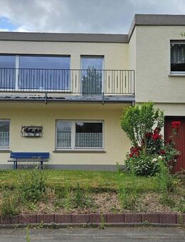 Einfamilienhaus mit Wintergarten in ruhiger Lage - Höxter