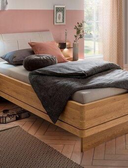 WIEMANN Bett Kiruna, Bettgestell, Bettrahmen, Eiche Nachbildung, Polsterkopfteil (4-fache Liegehöhenverstellung, MADE IN GERMANY), Polsterkopfteil aus Kunstleder, verschiedene Größen, in Komforthöhe