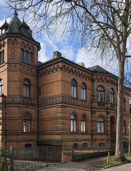 Einzigartiges Anwesen: Denkmalgeschützte Villa mit traumhaftem Weser-Blick in Bremen-Vegesack - Bremen
