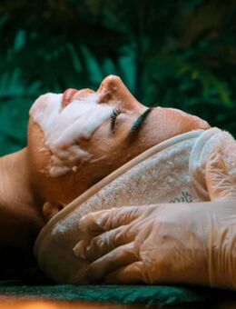 Kosmetikbehandlung Aqua Facial - Duisburg