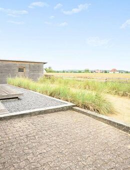 RESERVIERT! Attraktiver Bungalow mit traumhaftem Blick ins Grüne! - Bielefeld
