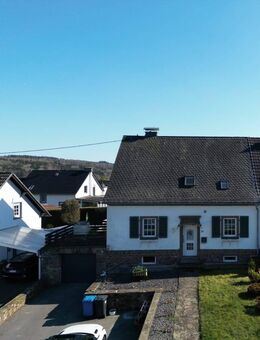 Zuhause ankommen: Stilvoll saniertes Traumhaus mit Garten & Platz für die ganze Familie - Neidenbach