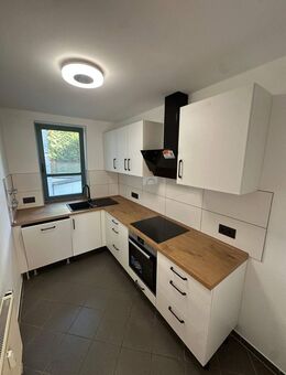 Wohnen am Wartenberg in ruhiger, naturnaher Lage - 3 RW mit Balkon, EBK und Stellplatz - Eisenach