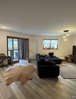 Bezugsfreie 2-Zimmer Wohnung mit Garten in Mitterfels - Mitterfels