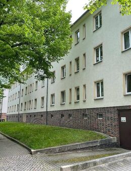 Kleine 2-Zi. EG-Wohnung <45qm mit bodengleicher Dusche - Chemnitz
