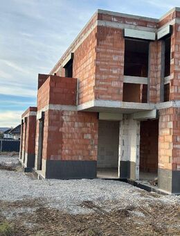 Doppelhaus als Ausbauhaus im neuen Wohnviertel Oppersiek in Steinheim - Steinheim