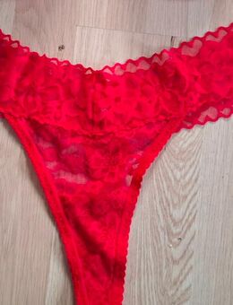 Roter Tanga mit Spitze - Bamberg