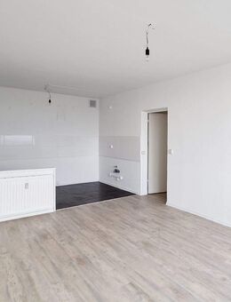 Wir renovieren! 3 Zimmer mit Balkon ab Februar 2026 - Dresden
