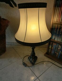 Tischlampe Bronzefuß / VINTAGE/ schwere Qualität / 65 cm - Duisburg