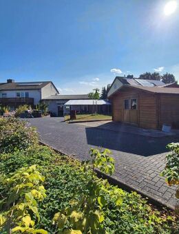 Einfamilienhaus mit viel Potenzial auf großem Grundstück in Calden - Calden