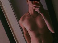 Suche ein twinky oder Femboy 😘 - Regensburg