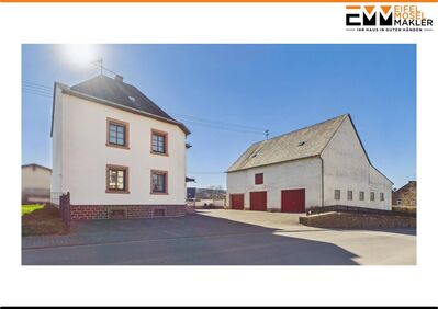 Hier ist Platz für Ihre Ideen - Einfamilienhaus mit Nebengebäuden