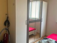 Verkaufe mein Bett und schrank - Köln