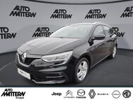 Renault Megane, IV Grandtour Business E-TECH Plug-in 160, Jahr 2021 - Bielefeld