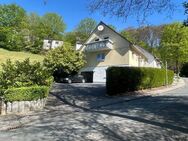 Zwei-Dreifamilienhaus mit Garage, Garten, Terrasse und Balkon in ruhiger Lage... - Lüdenscheid